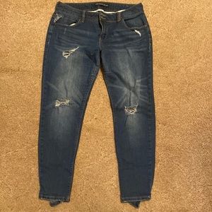 Brand: Amethyst 
Size: 13
Color: denim